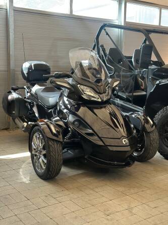 Can-Am Spyder Roadster ST Limited 2014